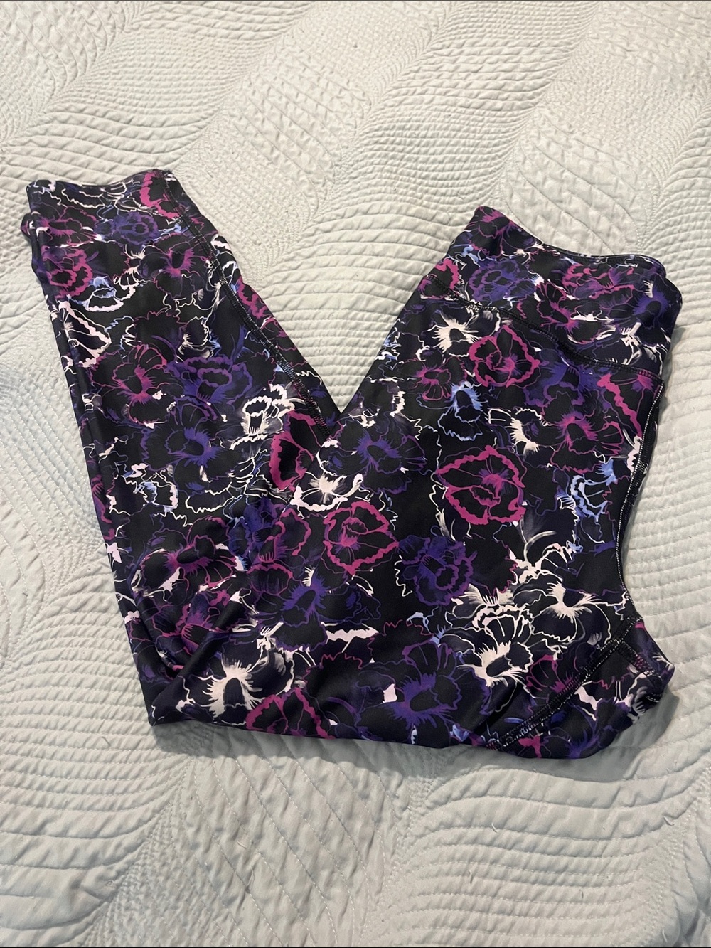 Athletic Works Floral Leggings in Black, Purple & Pink